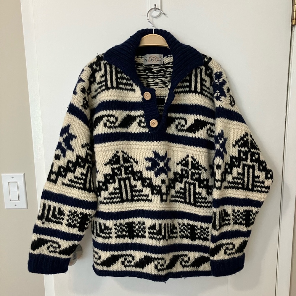 Vintage Avevo Americana thick wool hand-knit sweater with wood buttons